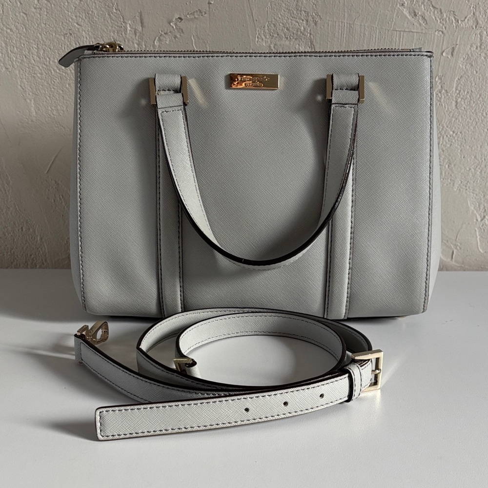 Kate Spade Elegant Light Gray Shoulder Bag‎